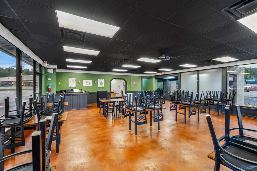 More Photos Of 1106 Gault Ave S, Fort Payne Fast Food For Lease