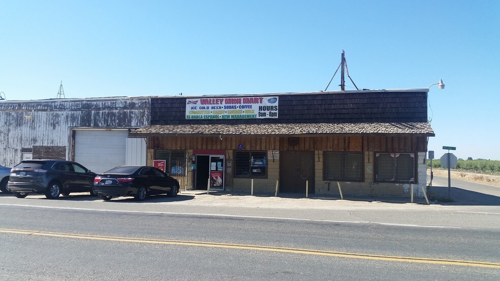 Primary Photo Of 14514 Excelsior Ave, Hanford General Retail For Sale