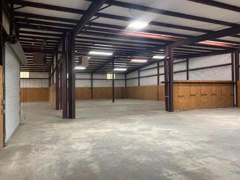 More Photos Of 1455 McCain Pky, Pelham Industrial For Lease
