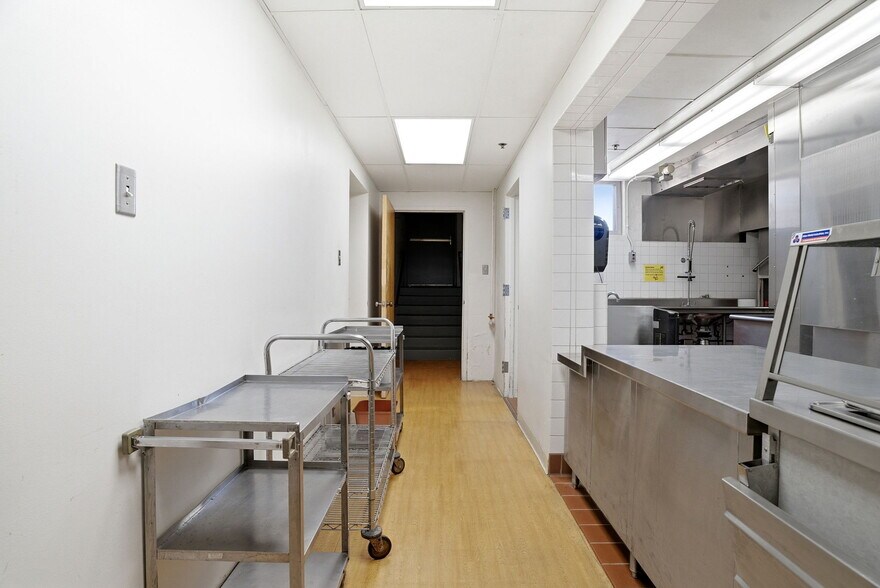 More Photos Of 6541 16TH Ave S, Richfield Schools For Lease
