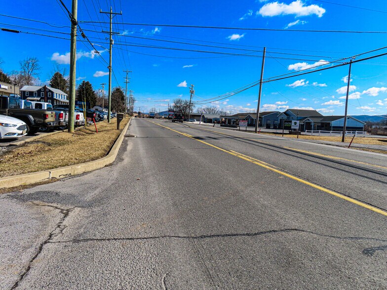 More Photos Of 2821 Earlystown Rd, Centre Hall General Retail For Sale