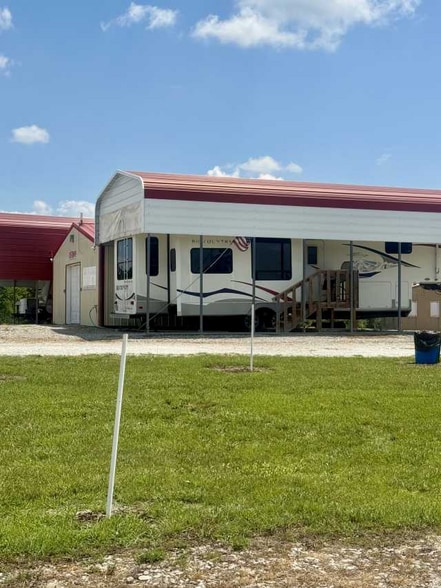 More Photos Of 1310 N Missouri Ave, Marceline Trailer Camper Park For Sale