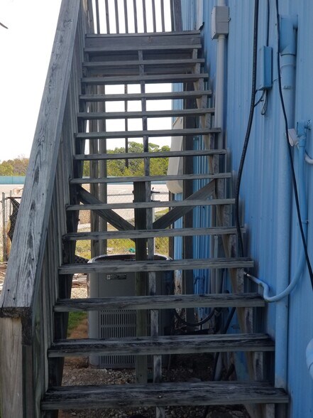 More Photos Of 106600 Overseas Highway, Key Largo, Fl 33037, Key Largo Truck Terminal For Lease