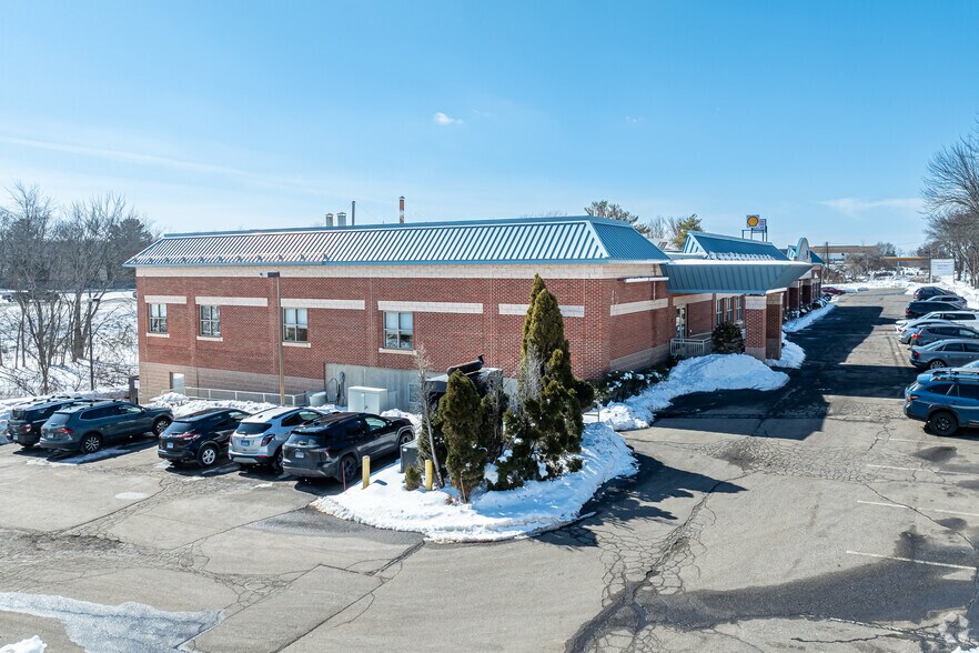 More Photos Of 460 Hartford Tpke, Vernon Rockville Medical For Lease