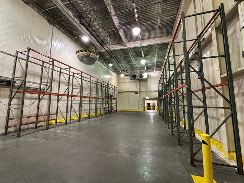 More Photos Of 1104 Clinton Ave, Washington Court House Food Processing For Lease