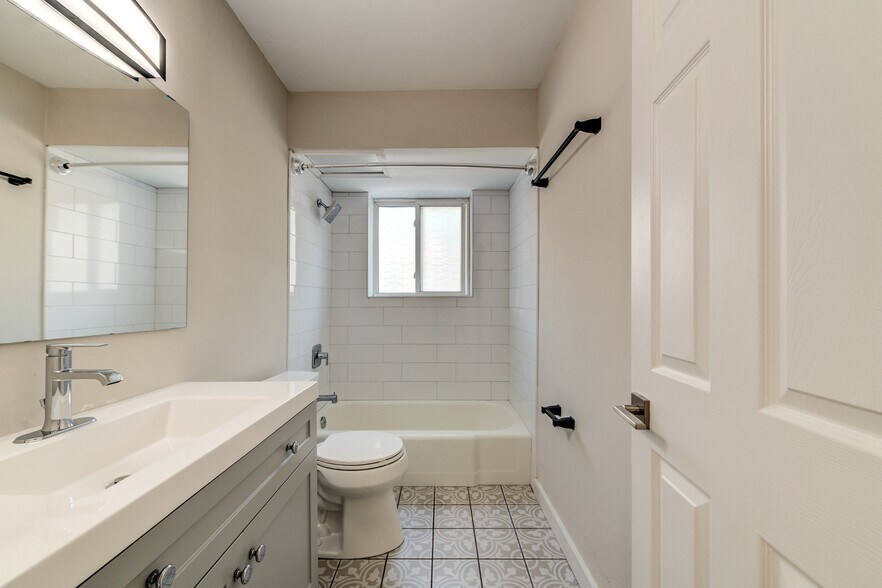 More Photos Of 7361 Dale Ave, Saint Louis Apartments For Sale