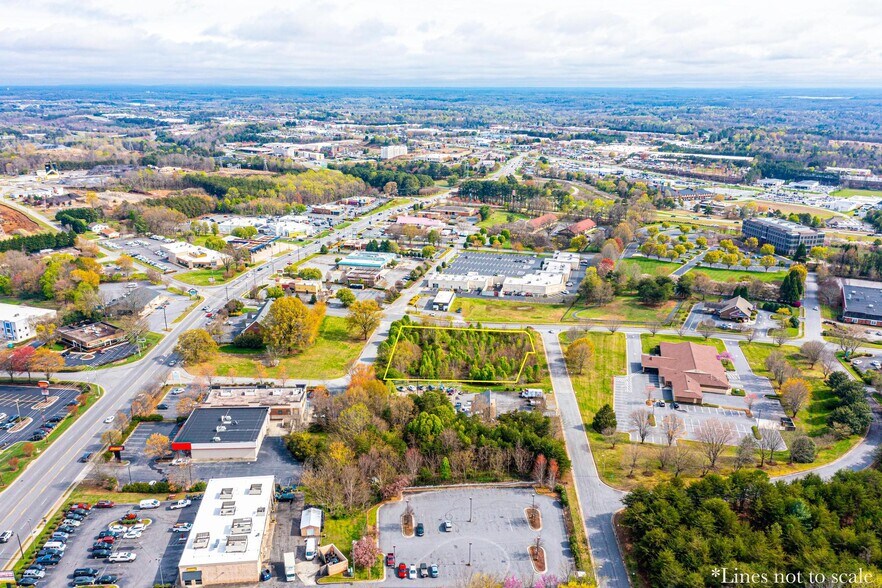 Primary Photo Of 1043 11th Blvd SE ave, Hickory Land For Sale