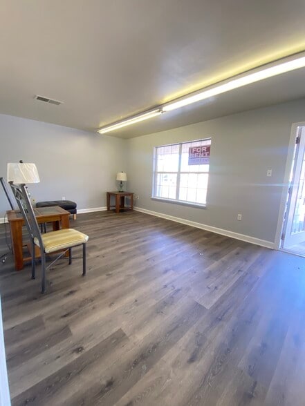 More Photos Of 412 Hwy 90, Bay Saint Louis Office For Sale