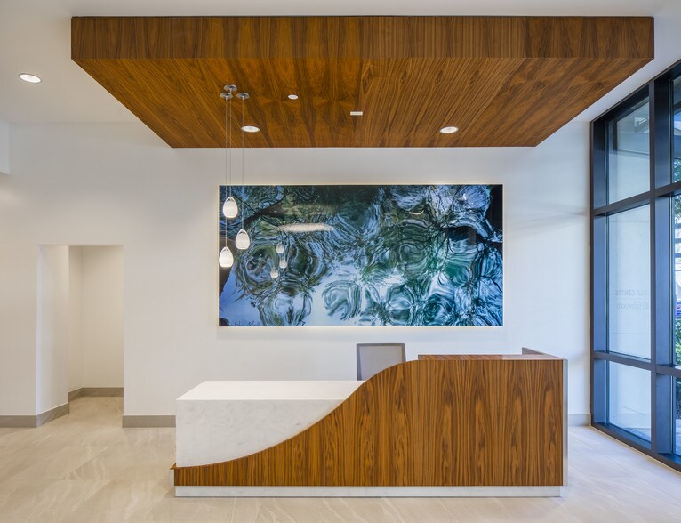 More Photos Of 200 E Robinson St, Orlando Office For Lease