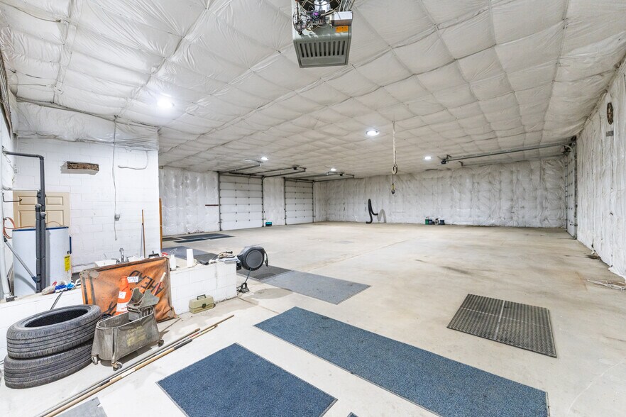 More Photos Of 3040 Freeport Rd, Natrona Heights Warehouse For Sale