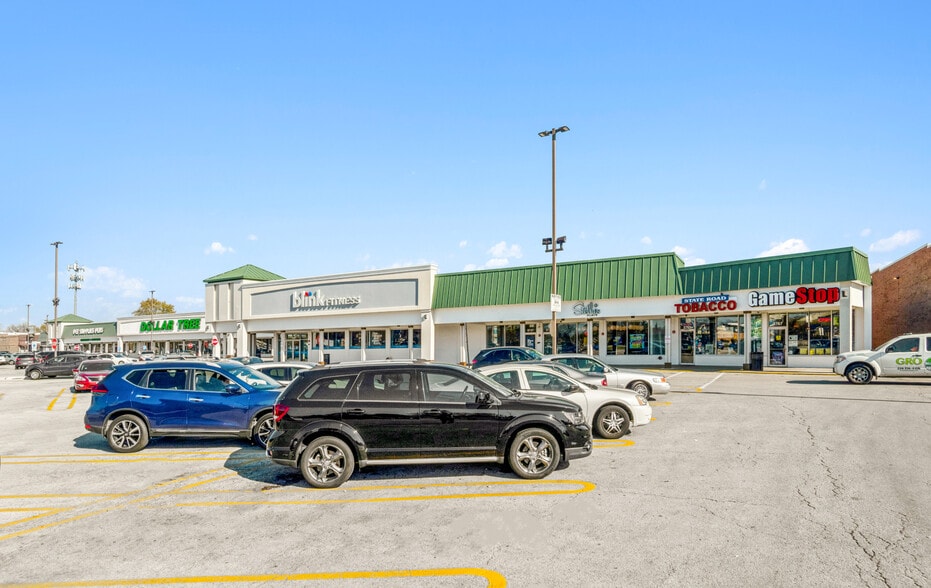 More Photos Of 8707-8767 Ridgeland Ave, Oak Lawn Unknown For Lease