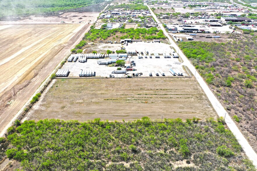 More Photos Of 0000 Sulfer Mine Rd, Laredo Land For Sale
