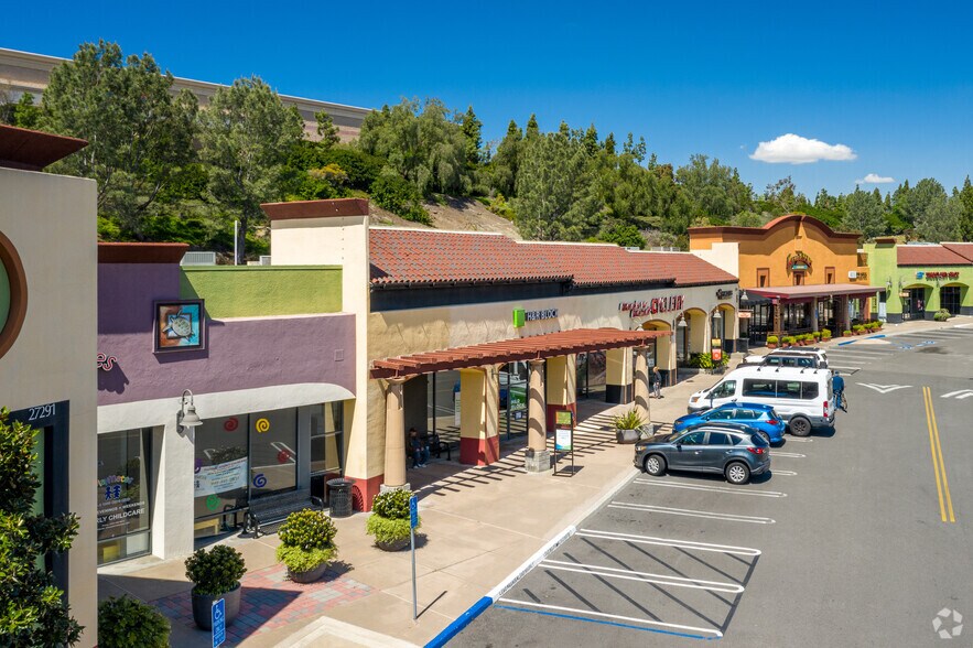 More Photos Of 27241-27401 La Paz Rd, Laguna Niguel Unknown For Sale