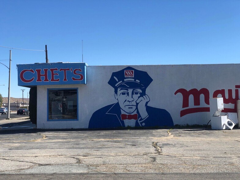 More Photos Of 55985 29 Palms Hwy, Yucca Valley Convenience Store For Sale