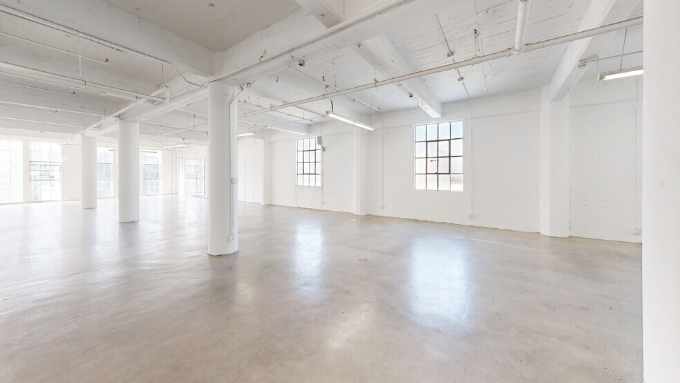 More Photos Of 1024 Santee St, Los Angeles Warehouse For Lease