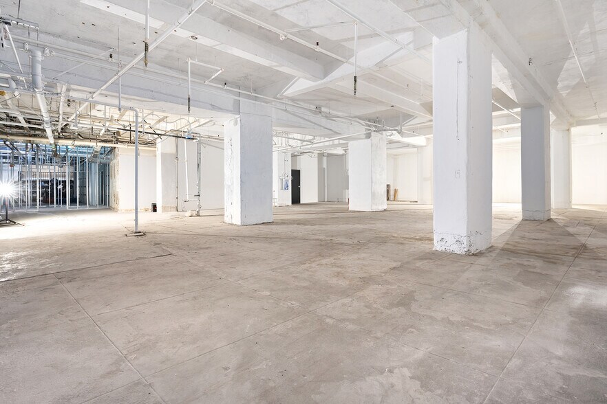 More Photos Of 400 S Main St, Los Angeles Multifamily For Sale