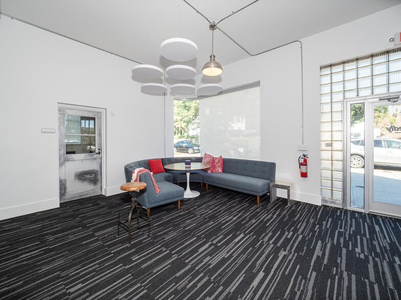 More Photos Of 733 Foster St, Durham Serviced Offices For Lease