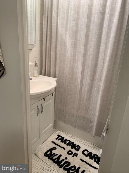 More Photos Of 747 S 2nd St, Philadelphia Apartments For Sale