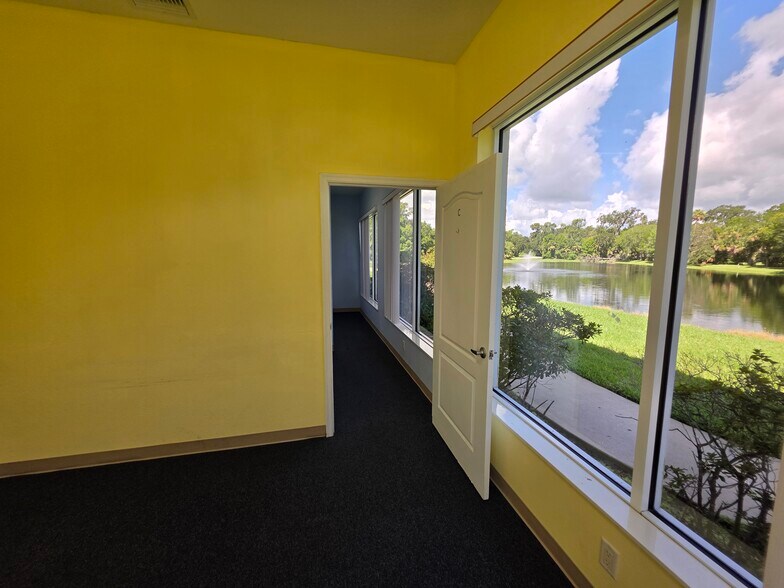 More Photos Of 900 N Swallow Tail Dr, Port Orange Medical For Lease