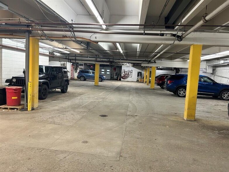 More Photos Of 14900 Technology Dr, Eden Prairie Manufacturing For Sale