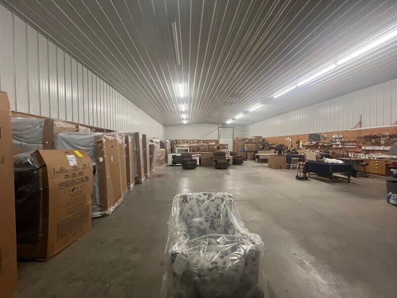 More Photos Of 1205 Spring St, Latrobe Unknown For Lease