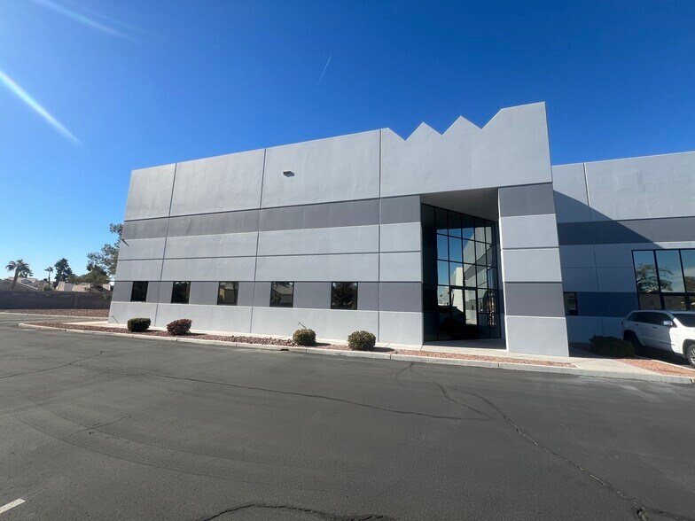 More Photos Of 2057 E Maule Ave, Las Vegas Warehouse For Lease