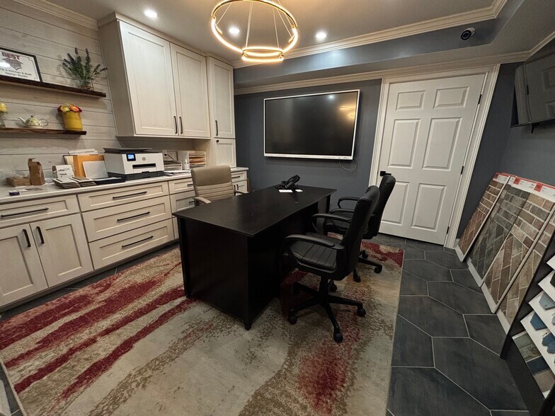 More Photos Of 603 Haddonfield-Berlin Rd, Voorhees Freestanding For Sale