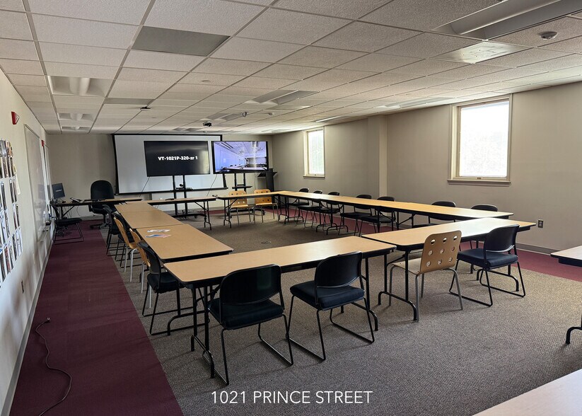 More Photos Of 1021 Prince St, Alexandria Office For Sale
