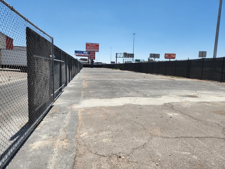 More Photos Of 2901 S Highland Dr, Las Vegas Land For Lease