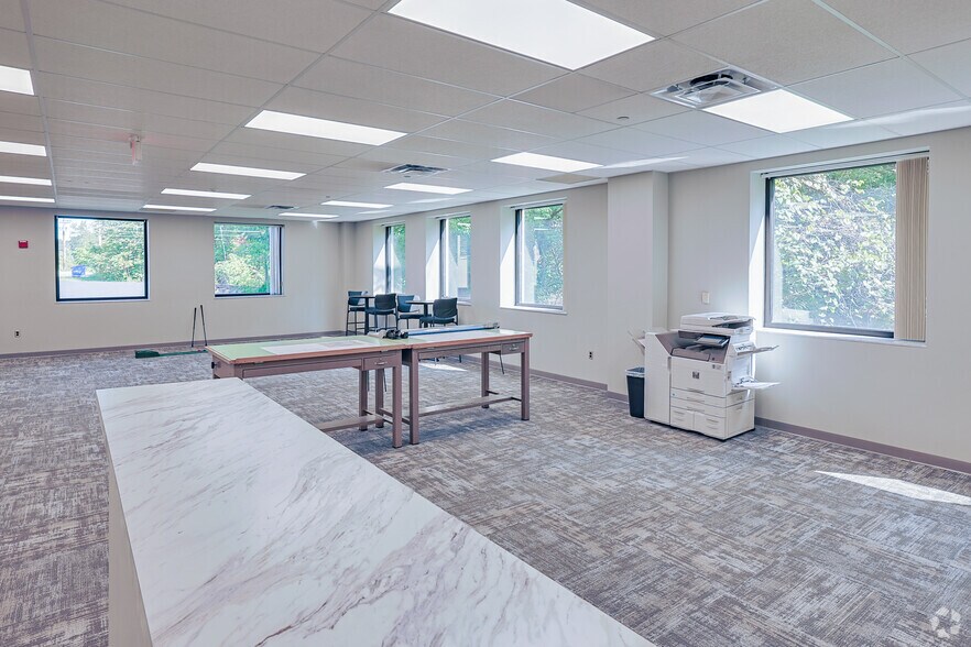 More Photos Of 1740 Golden Mile Hwy, Monroeville Research And Development For Sale