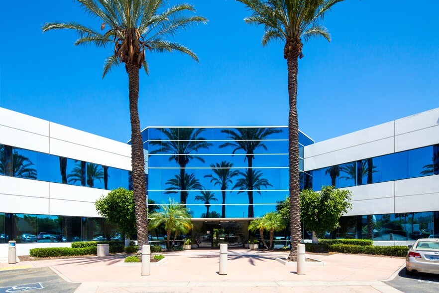 More Photos Of 495 E Rincon St, Corona Office For Lease