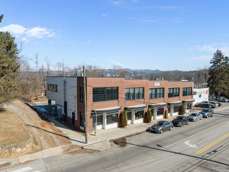 More Photos Of 315 Haywood Rd, Asheville Storefront Retail Residential For Sale