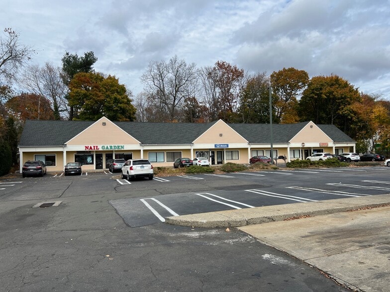 More Photos Of 1496 Boston Post Rd, Milford Storefront Retail Office For Lease