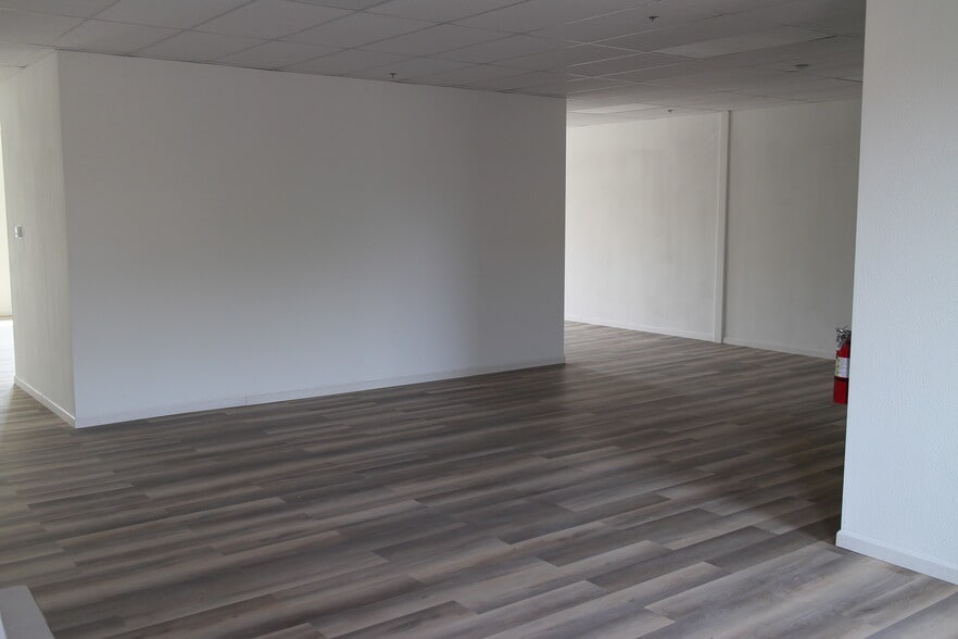 More Photos Of 16675 S Desert Foothills Pky, Phoenix Medical For Lease