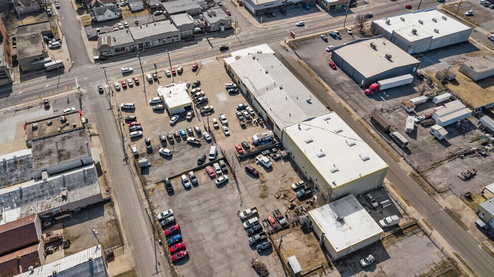More Photos Of 2007-2015 E 11th St, Tulsa Auto Dealership For Sale
