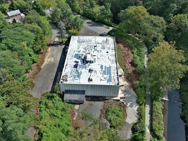 More Photos Of 4000 Bridge St, Drexel Hill Manufacturing For Lease