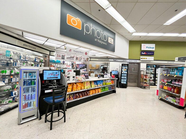 More Photos Of 1201 NW 12th St, Oklahoma City Drugstore For Lease