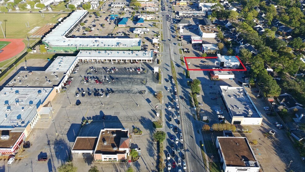 More Photos Of 14545 Memorial Dr, Houston Restaurant For Lease