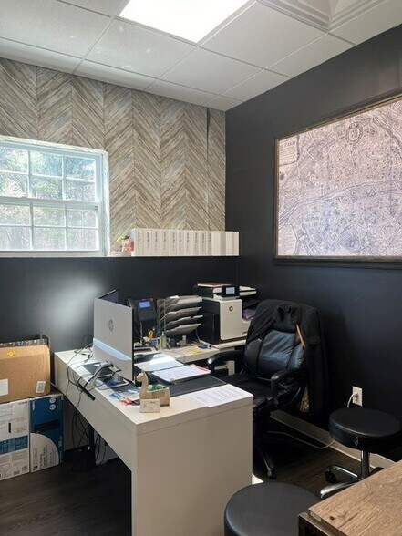 More Photos Of 186 County Road 520 W, Marlboro Medical For Lease