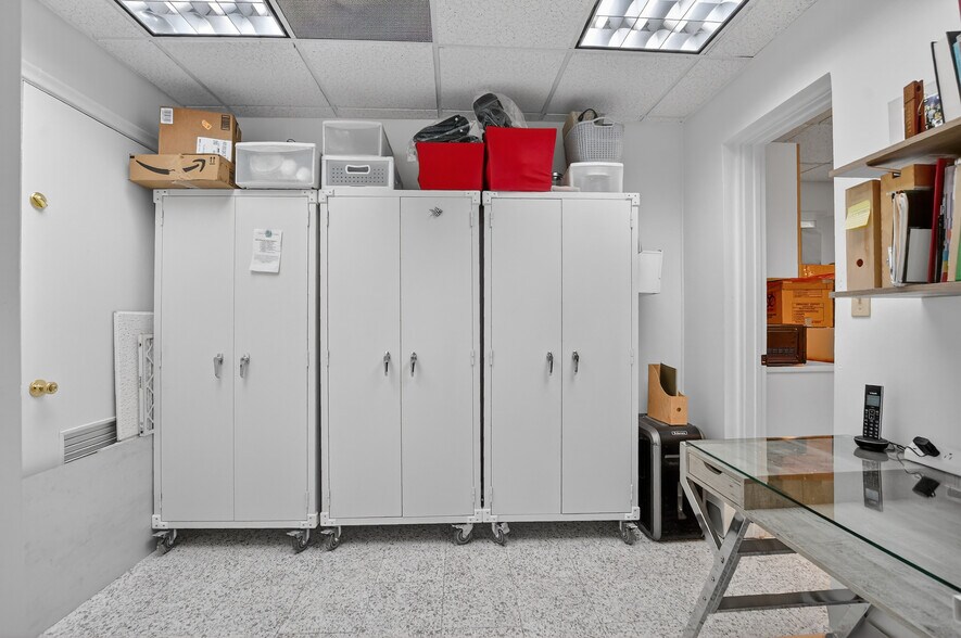 More Photos Of 665 SE 10th St, Deerfield Beach Medical For Sale