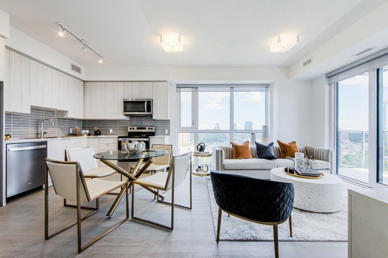 More Photos Of 45 Railroad St, Brampton Apartments For Lease