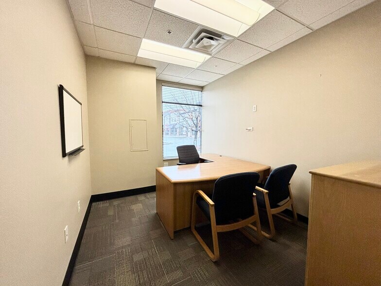 More Photos Of 1301 Poplar Dr, Medford Medical For Lease