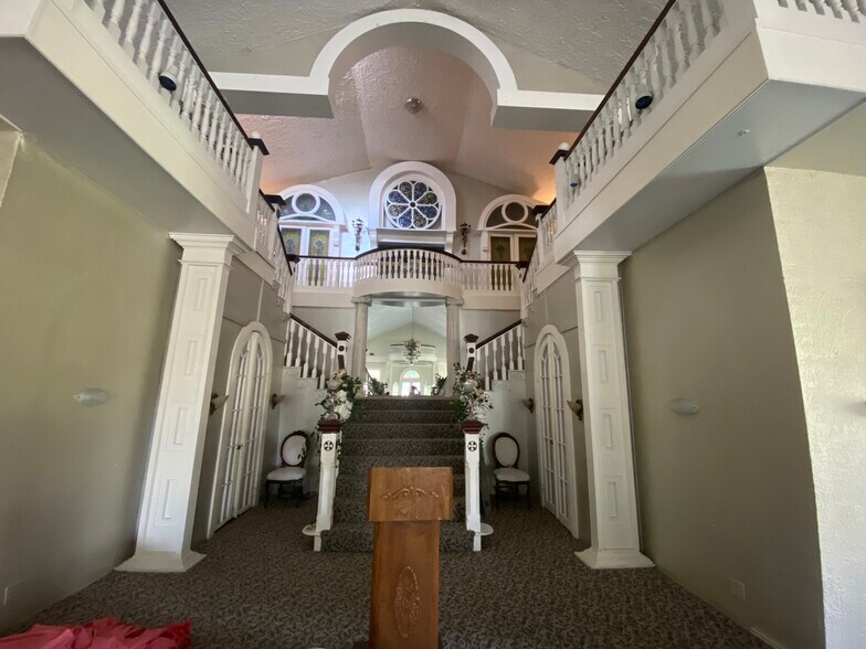 More Photos Of 300 Douglas St, Missouri City Lodge Meeting Hall For Sale