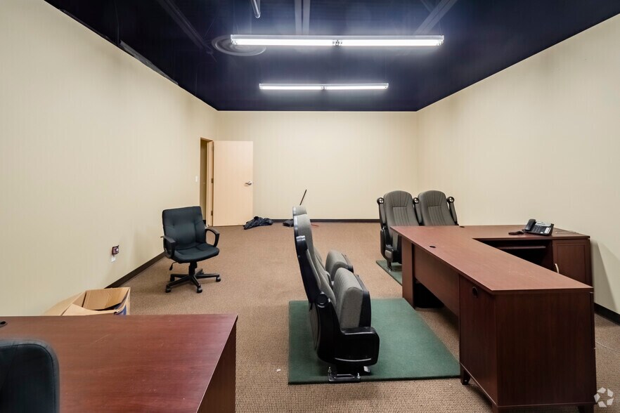 More Photos Of 10117 W Sunset Hwy, Spokane Movie Theatre For Sale