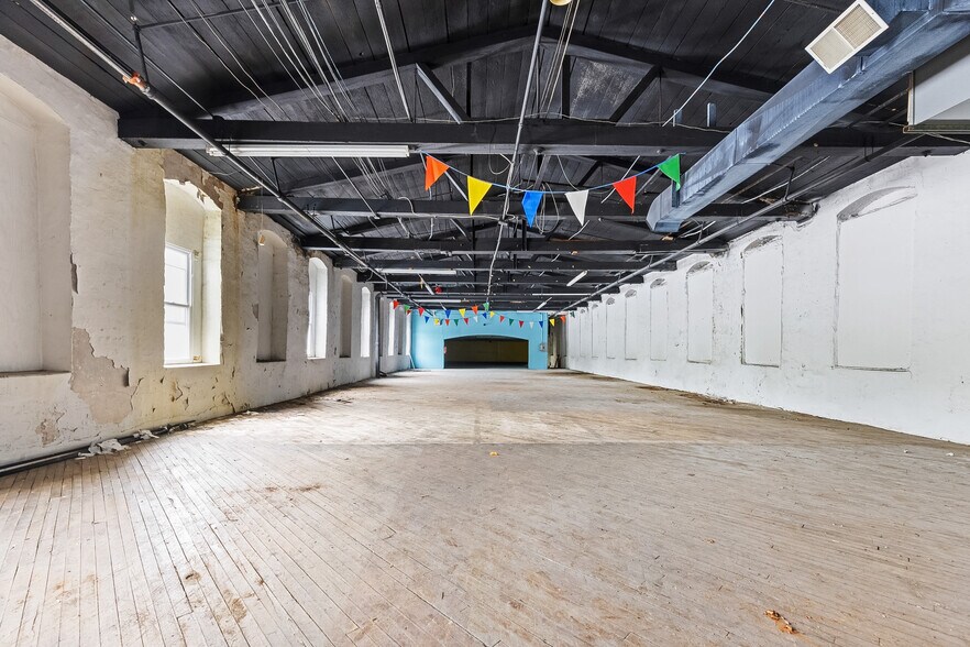 More Photos Of 50 Hulmeville Ave, Penndel Warehouse For Sale