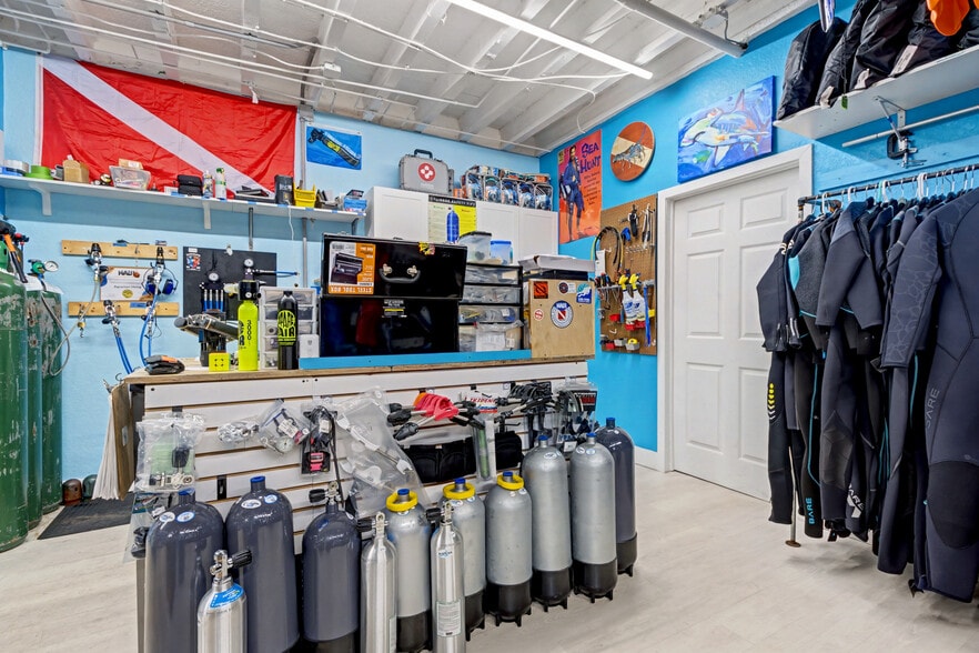 More Photos Of 24 NE 1st Ave, Dania Beach Loft Creative Space For Sale