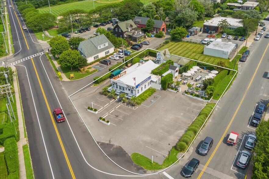 More Photos Of 63 S Euclid Ave, Montauk Restaurant For Sale