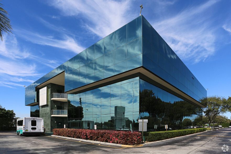 Primary Photo Of 5405 Okeechobee Blvd, West Palm Beach Medical For Lease