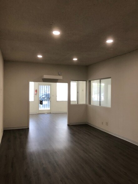More Photos Of 6106-6112 Rita Ave, Huntington Park Storefront Retail Office For Lease