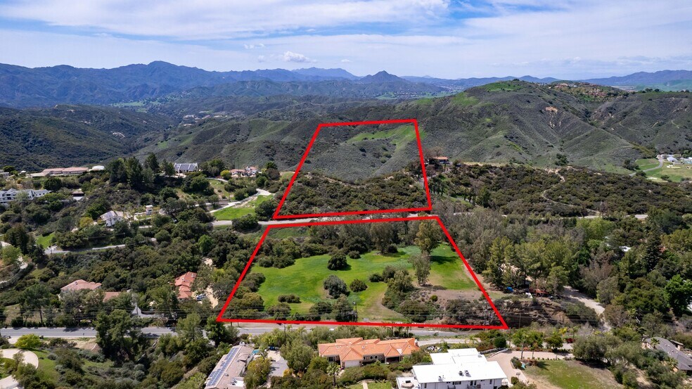 More Photos Of 24415 Mulholland Hwy, Calabasas Land For Sale